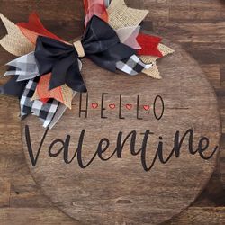 14" Valentines Door Hanger