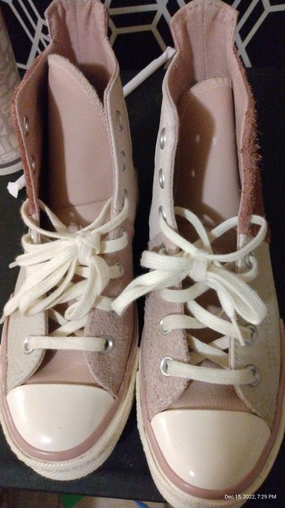 Converse Chuck Taylor 70 Mixed Unisex $40