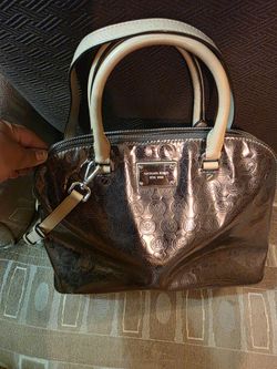Metallic Dark Silver/Pewter Color
Patent Leather