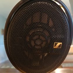 Sennheiser HD 660 Headphones