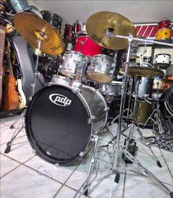 Pdp Complete Drum Set  !! $400 or best offer !!