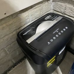 Paper Shredder 