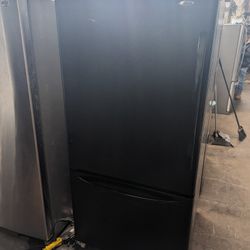 Fridge 33"W 