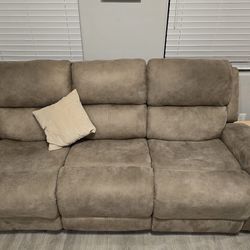 Es Un Solo Sofa Seminuevo 