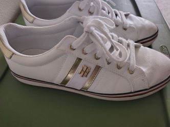 Ladies Tommy Hilfiger shoes