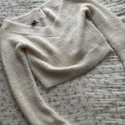 off shoulder crop top 