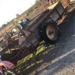 Vintage Manure Spreader Antique Farm Tractor Implement