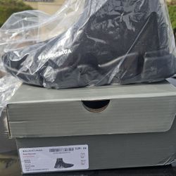 Balenciaga Paul Warmer Speed Black Size 44