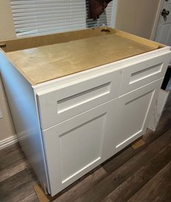 White Shaker Base Cabinet with Drawers