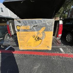 Dewalt Saw
