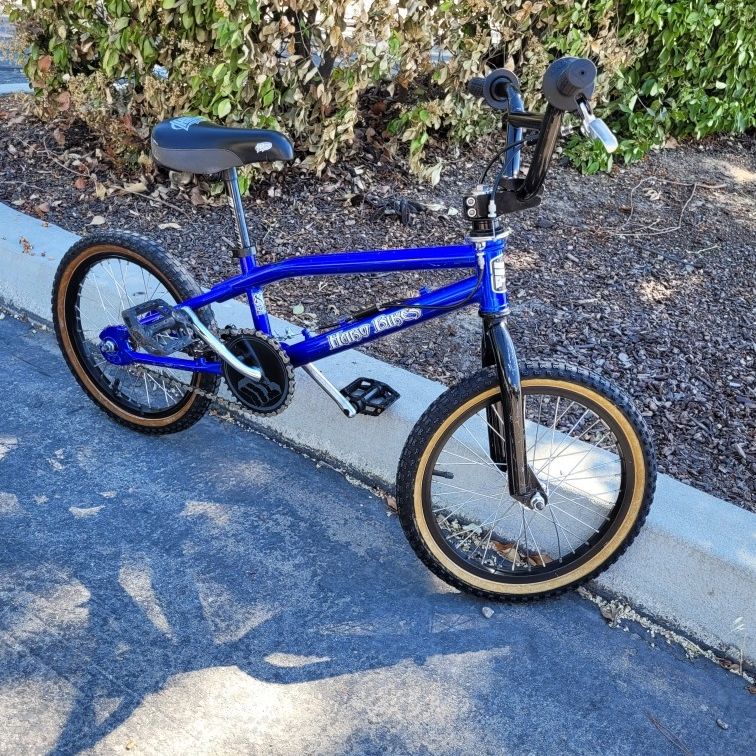 2002 HARO Backtrail X16 Old School Mid School BMX