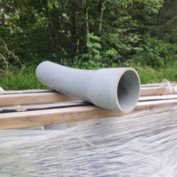NEW - 4" 11 1/4 degree bend pvc