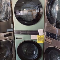 SINGLE UNIT LG FRONT LOAD WASH TOWER WITH GAS DRYER 