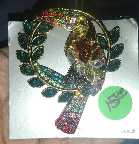 Brooch