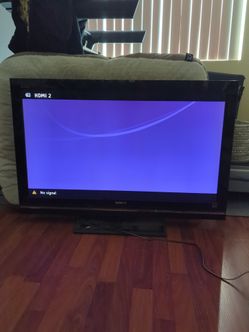 Sony Bravia 40-in HDTV