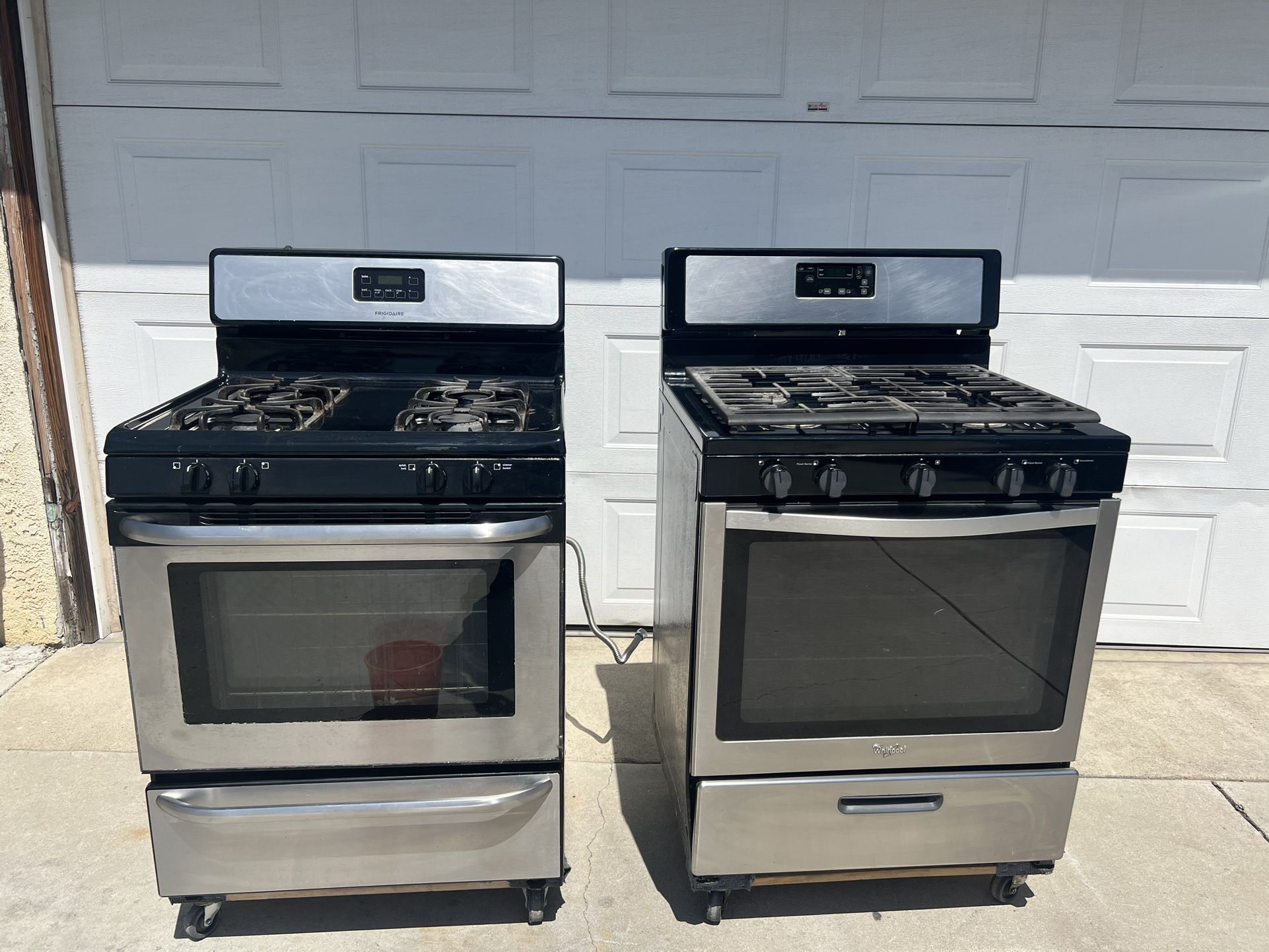 BLACK FRIGIDAIRE & BLACK WHIRLPOOL GAS STOVES IN GOOD CONDITION