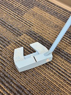 Custom RH Goated UNC Superbuild Mallet Putter