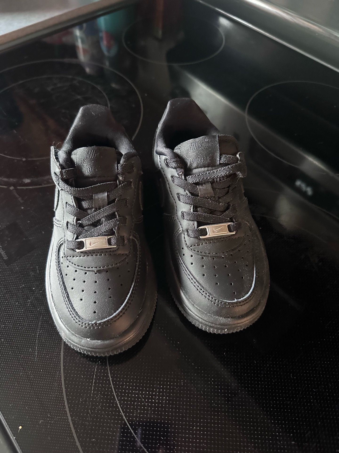 Nike toddler sneakers