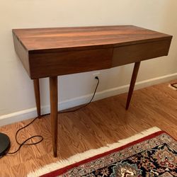 Mid Century Modern Desk/Vintage