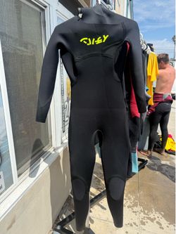 Matuse 4/3 MM chest zip