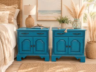 Beautiful Vintage Nightstands