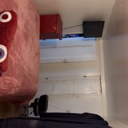 QUEEN BED $200 SOLID WOOD W Mattress 