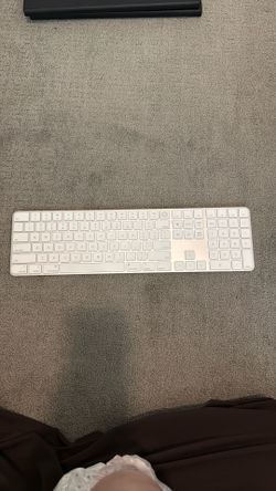 Apple Magic Keyboard with Touch ID