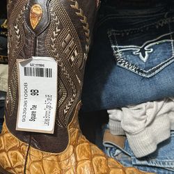 Brand new boots size 9 womens