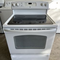 GE Electric Stove 30” (1 Month Warranty)