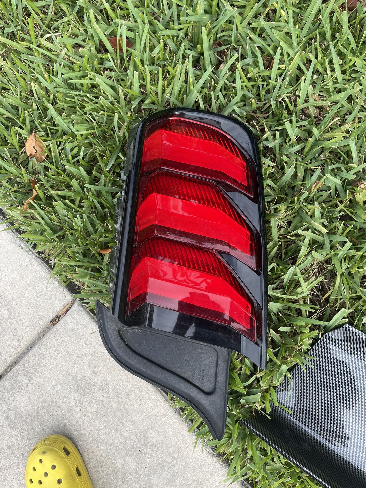 1 OEM TAIL LIGHT