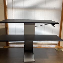 Sit or Stand Hydrolyic Adjustable Computer Desktop 