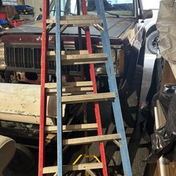 Aluminum 8 Foot Ladder 