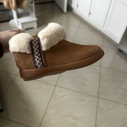 Girls Uggs Boots Size 11