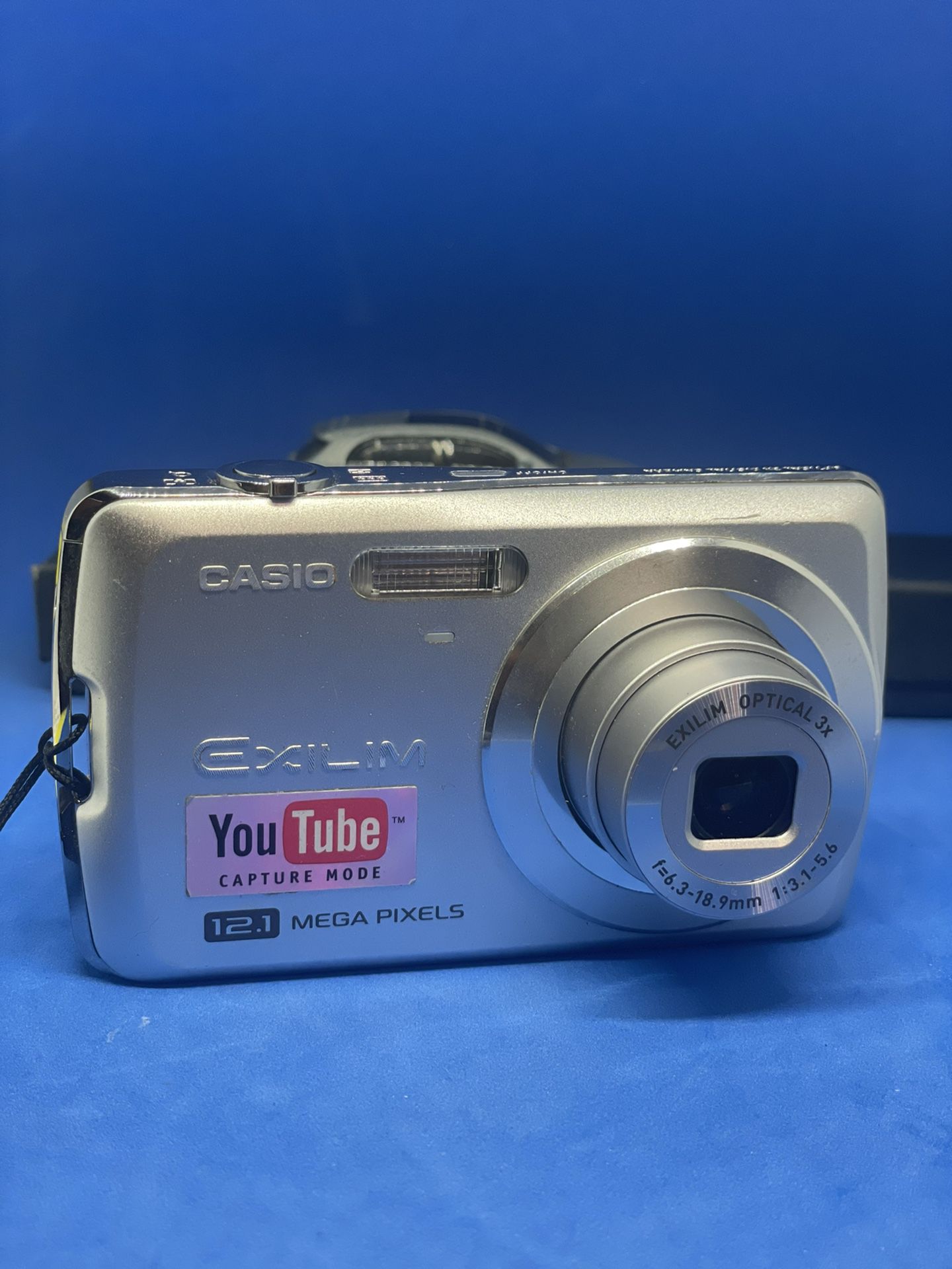 teleurstellen haakje Ass Casio Exilim EX-Z35 12.1MP 3x Zoom Digital Vintage Camera for Sale in  Hawthorne, CA - OfferUp
