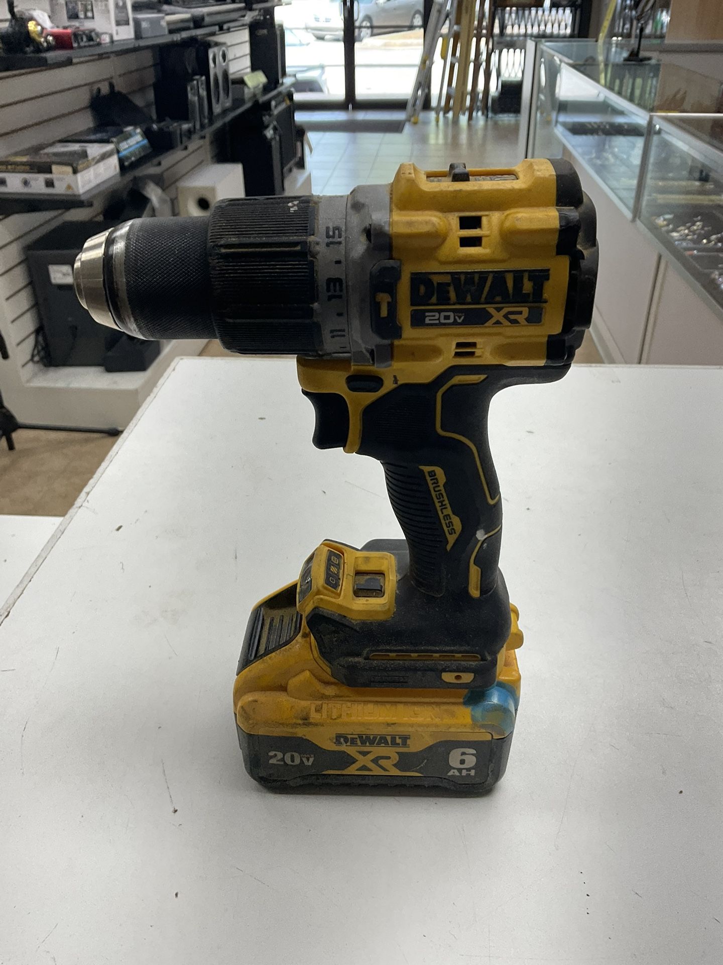 Dewalt Hammer/Driver Drill (Tool and Battery Combo)