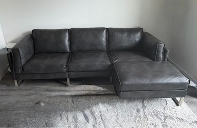 NEW CHARCOAL GRAY SECTIONAL