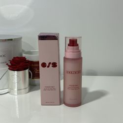ONE/SIZE by Patrick Starrr  Powder Melt Glass Setting Spray💕