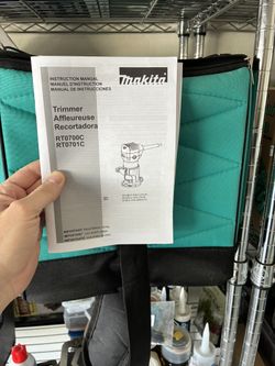 Makita corded router set with bits