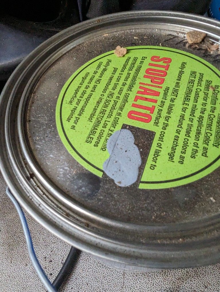 Paint 3 Gray 1 White Plus Extras