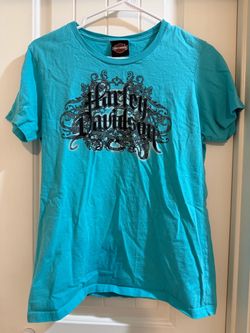 Harley Davidson women’s shirt ( great condition)