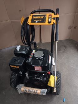 DeWalt 3600 PSI Gas Pressure Washer