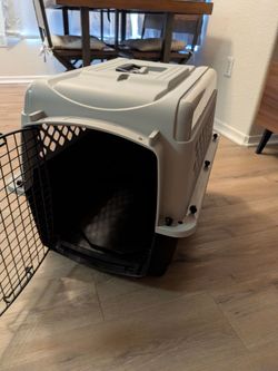 Animal crate/carrier