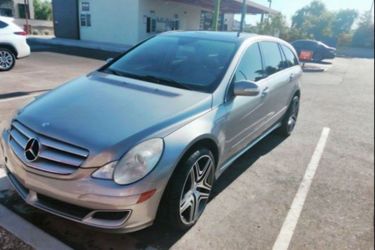 R350 Mercedes for Trade wide amg rims 2007