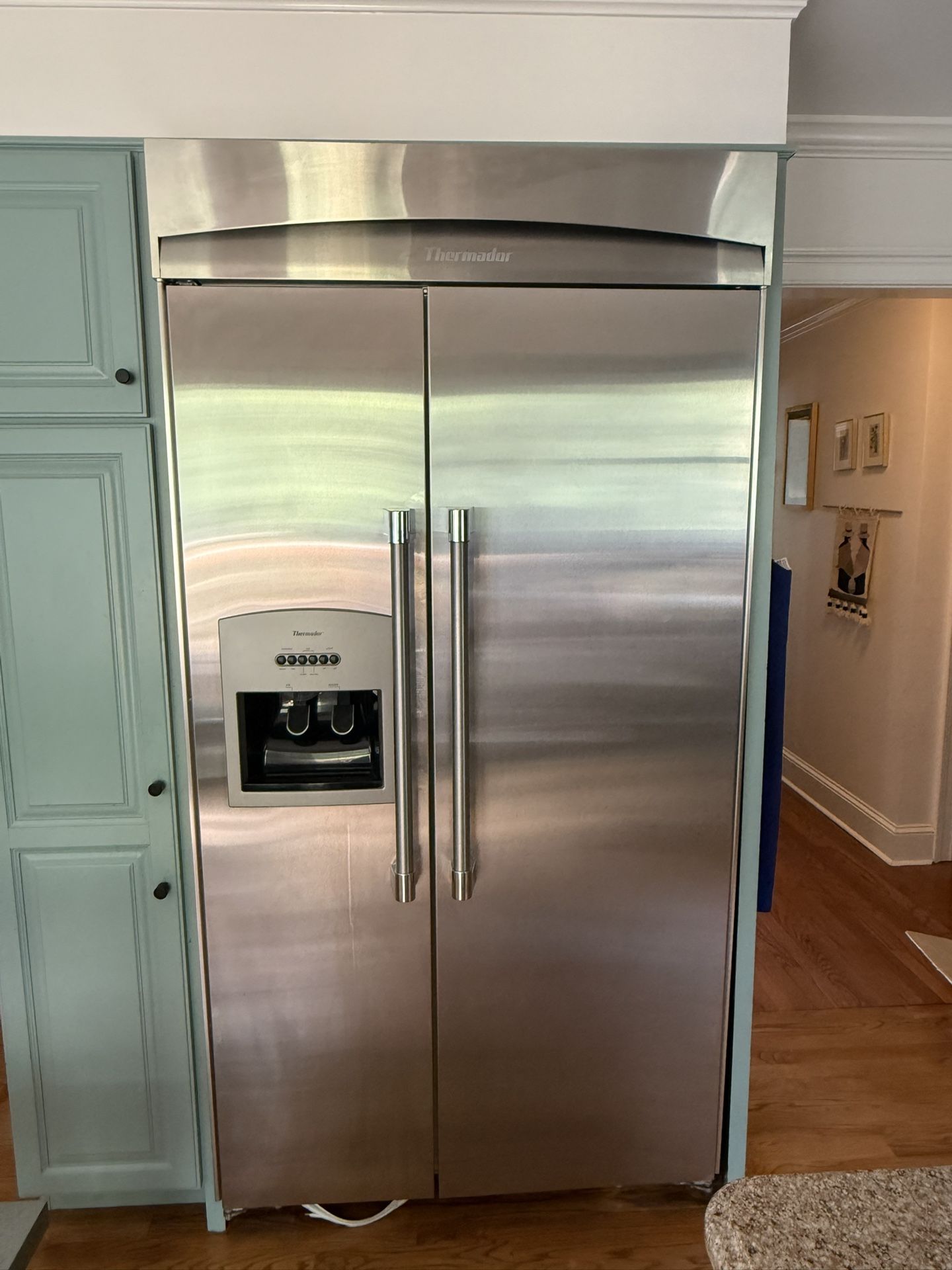 Refrigerator