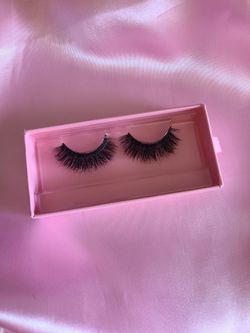 False lashes 💞