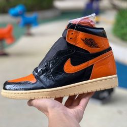 Air Jordan 1 “Shattered Backboard 3.0