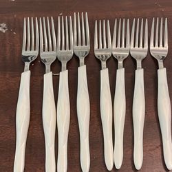 Cutco Salad Forks And Dinner Forks 