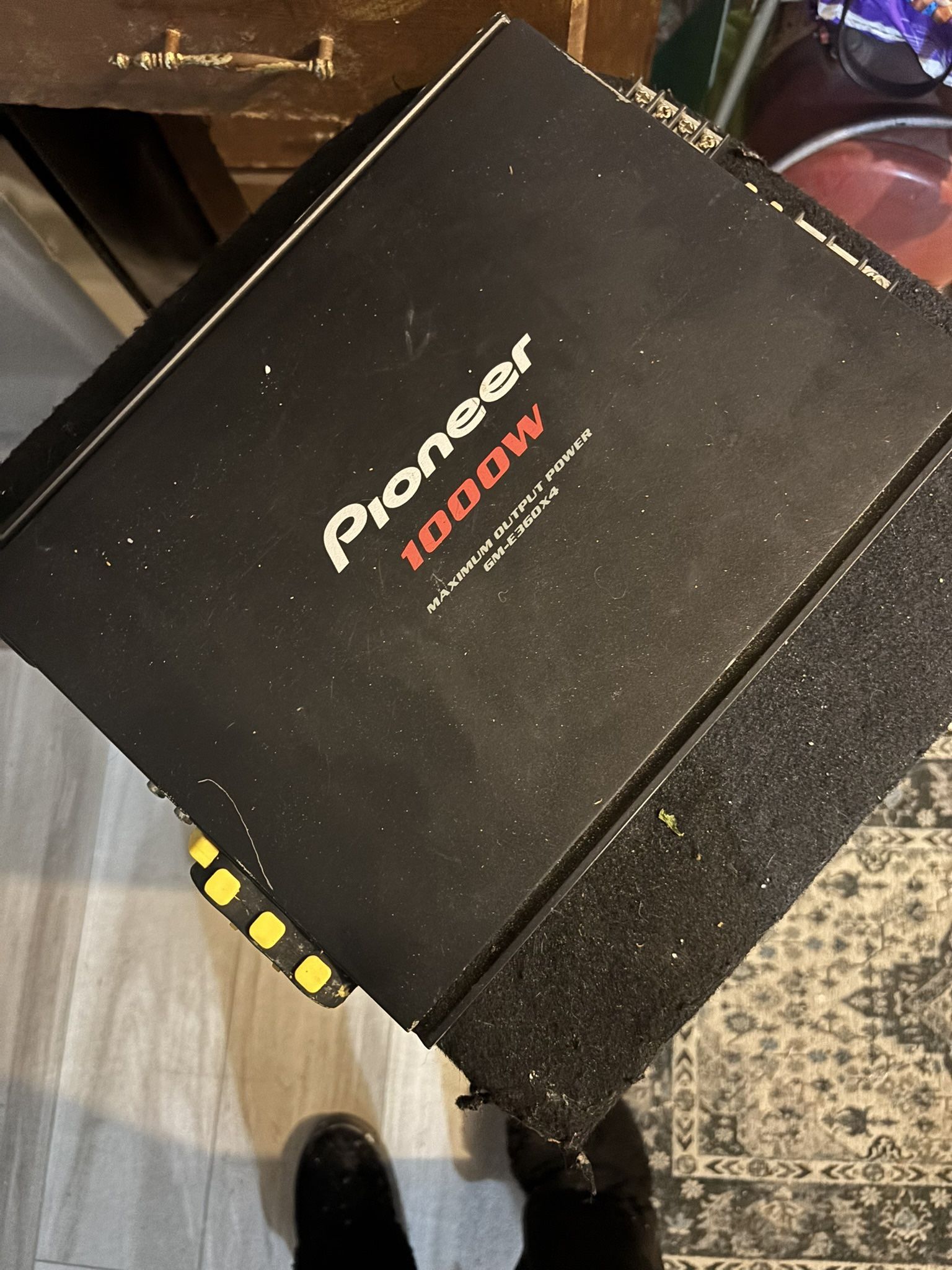 Pioneer GM-E360X4 1000W 4-channel car amplifier