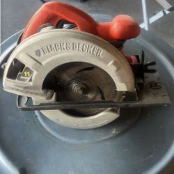 BLACK+DECKER 7-1/4-Inch Circular Saw , 11-Amp 