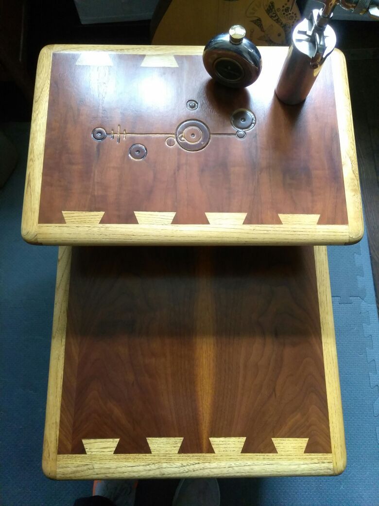 Vintage Lane Refurbished Crop circle end Table.